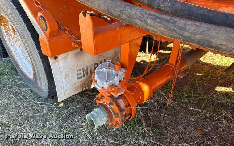 image for item DJ0880 2000 International 9100i oilfield acidizing pump truck