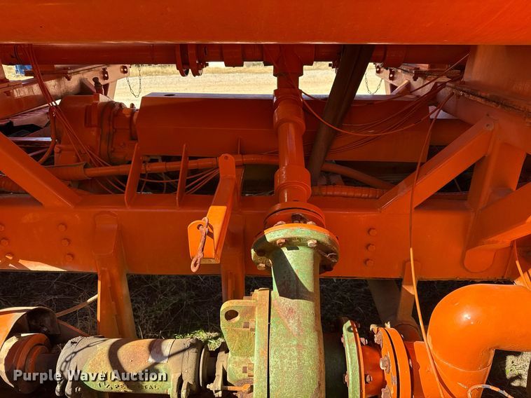 image for item DJ0880 2000 International 9100i oilfield acidizing pump truck