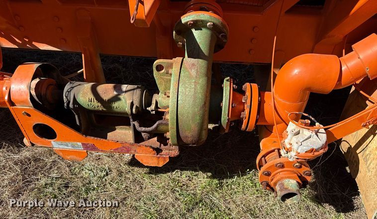 image for item DJ0880 2000 International 9100i oilfield acidizing pump truck