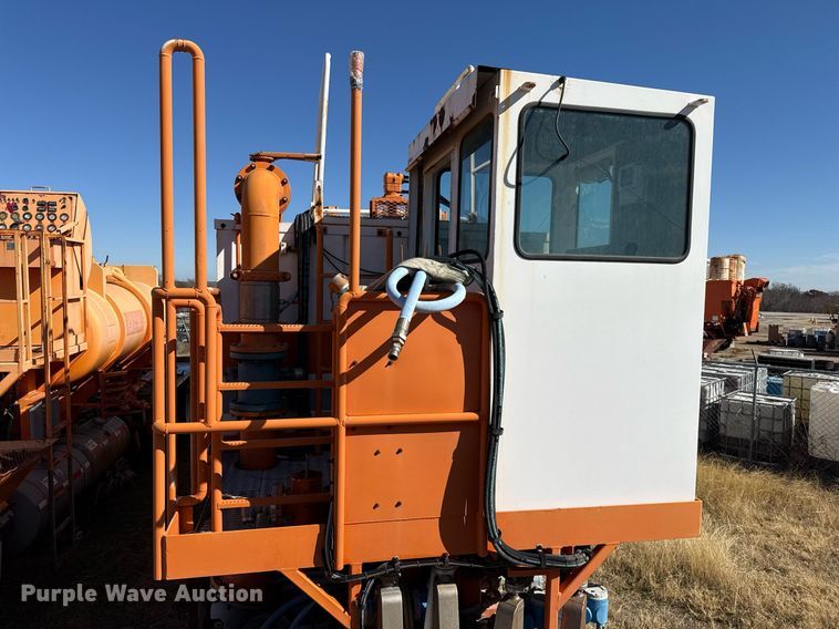 image for item DJ0881 2014 NOV Rolligon HT-270 hydration unit