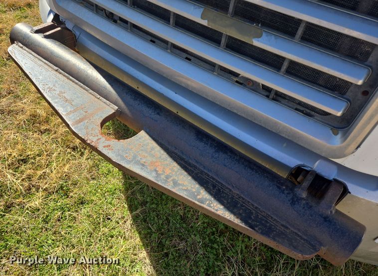 image for item DJ0882 2006 Mack CXN613 semi truck