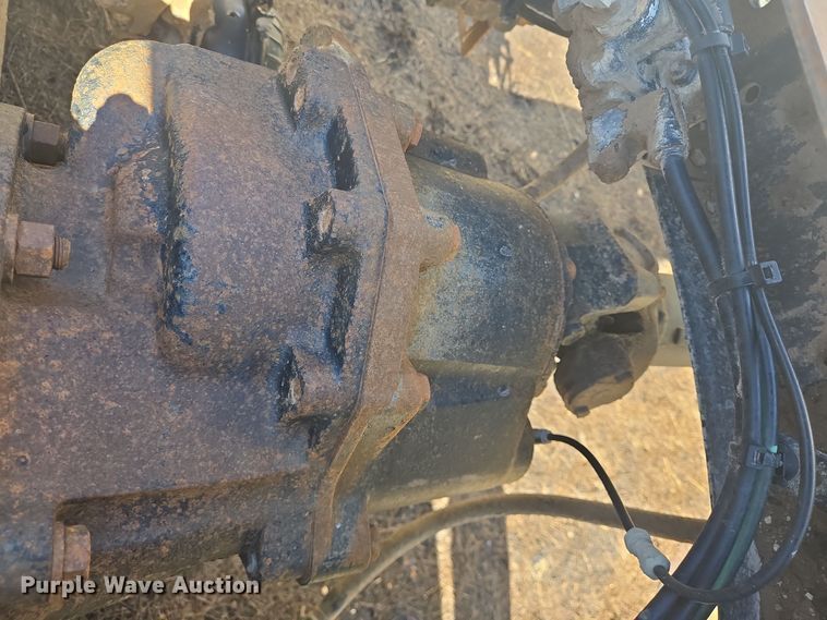 image for item DJ0882 2006 Mack CXN613 semi truck