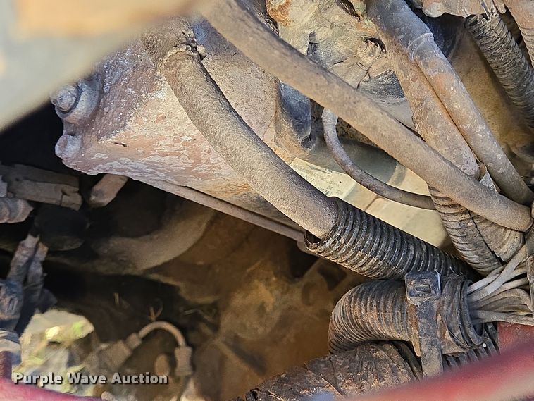 image for item DJ0882 2006 Mack CXN613 semi truck