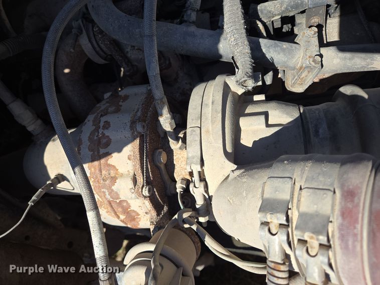 image for item DJ0882 2006 Mack CXN613 semi truck