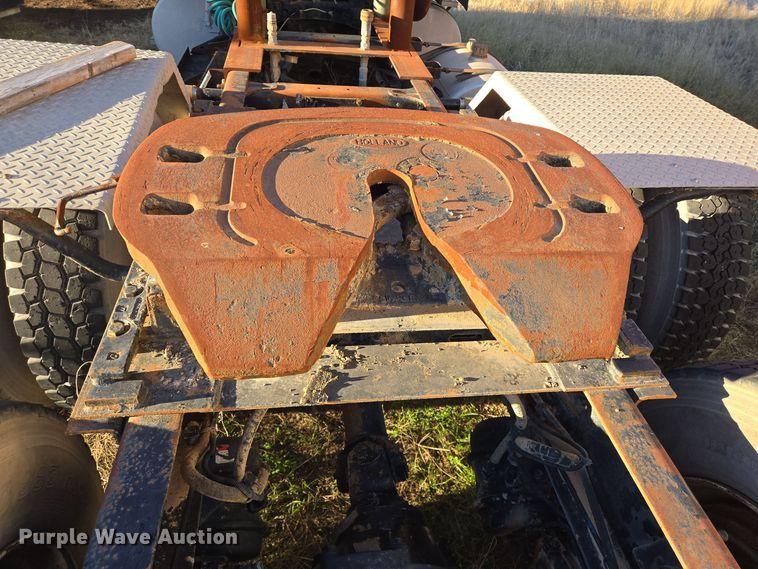 image for item DJ0883 2007 Freightliner CL120 semi truck