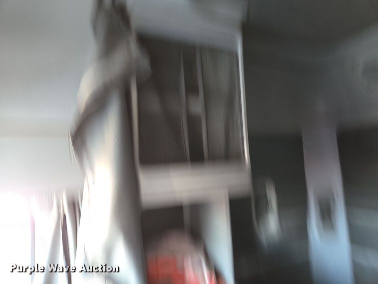 image for item DJ0883 2007 Freightliner CL120 semi truck