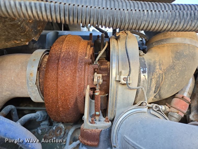 image for item DJ0883 2007 Freightliner CL120 semi truck