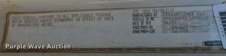 image for item DJ0883 2007 Freightliner CL120 semi truck