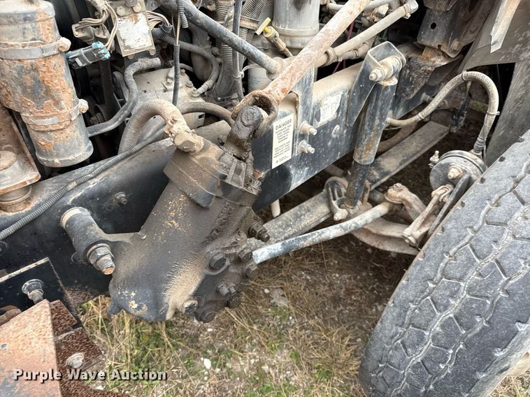 image for item DJ0891 2005 Mack CXN613 semi truck