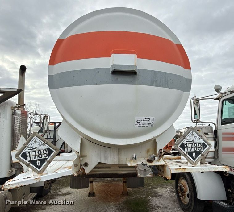 image for item DJ0892 2014 Tiger acid tank trailer