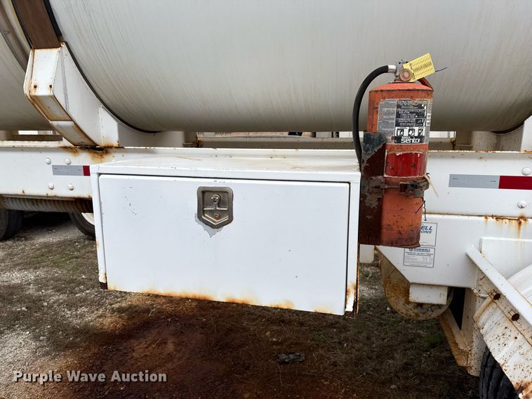 image for item DJ0892 2014 Tiger acid tank trailer