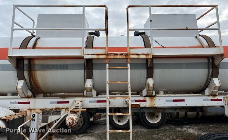 image for item DJ0892 2014 Tiger acid tank trailer