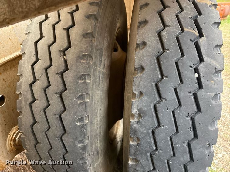 image for item DJ0892 2014 Tiger acid tank trailer