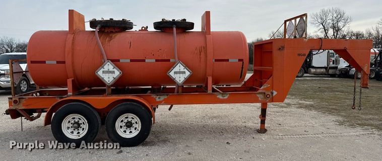 image for item DJ0894 2004 Shop built acid tank trailer