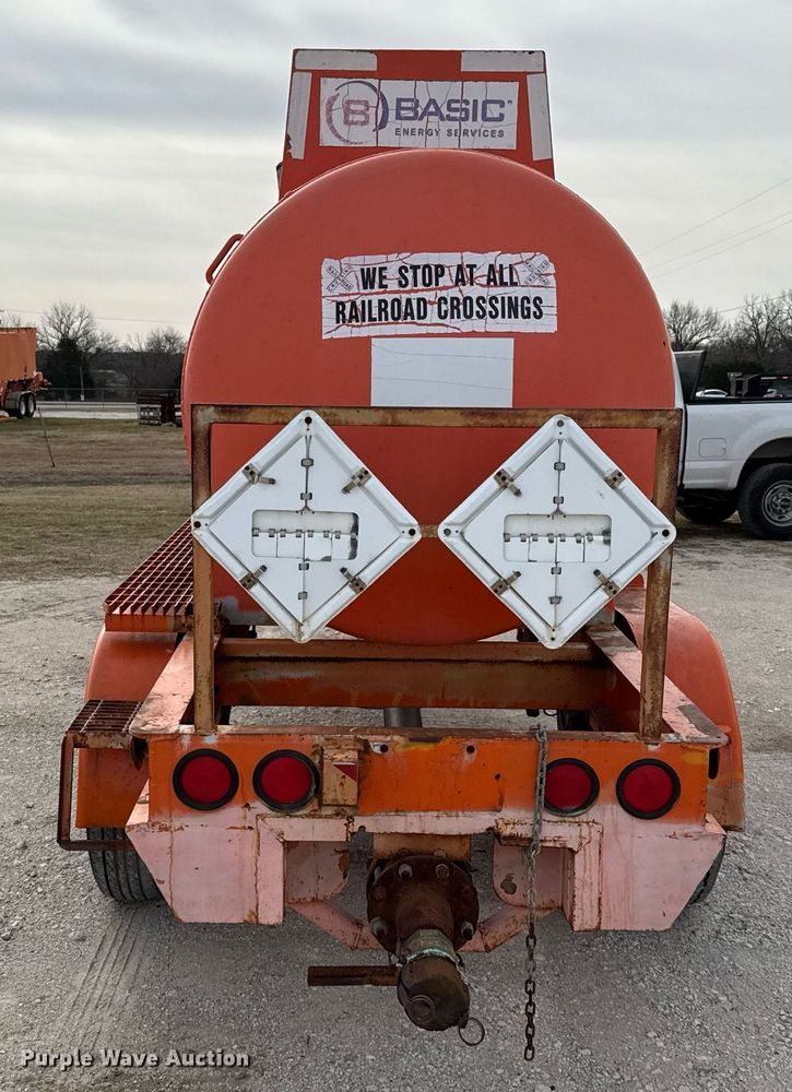 image for item DJ0894 2004 Shop built acid tank trailer