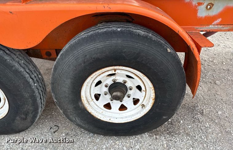 image for item DJ0894 2004 Shop built acid tank trailer