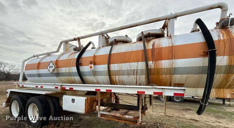 image for item DJ0895 2011 Overland acid tank trailer