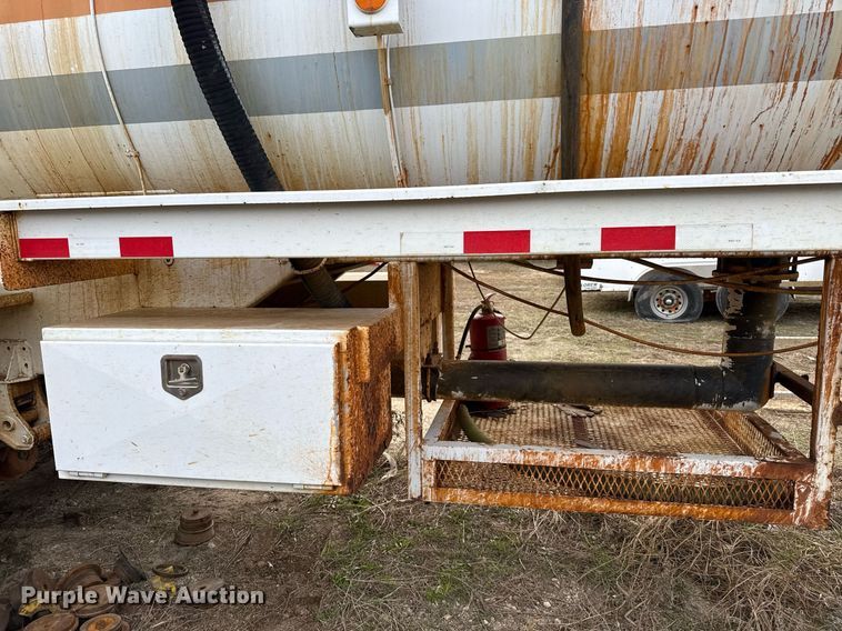 image for item DJ0895 2011 Overland acid tank trailer