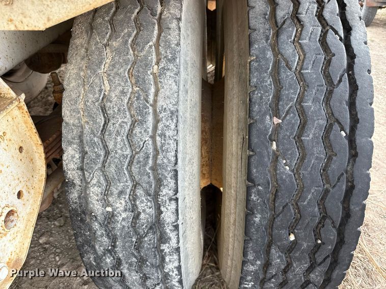 image for item DJ0895 2011 Overland acid tank trailer