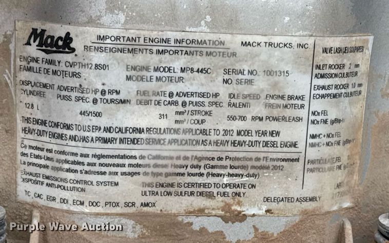 image for item DJ0896 2013 Mack CHU613 semi truck