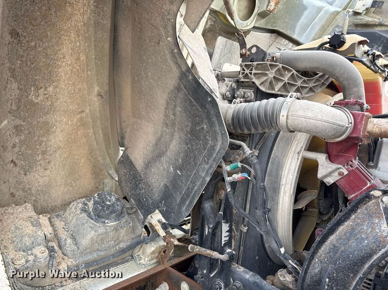 image for item DJ0897 2008 Mack CHU613 semi truck