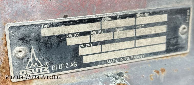 image for item DJ0898 1981 Boyd 1190 pneumatic dry bulk trailer