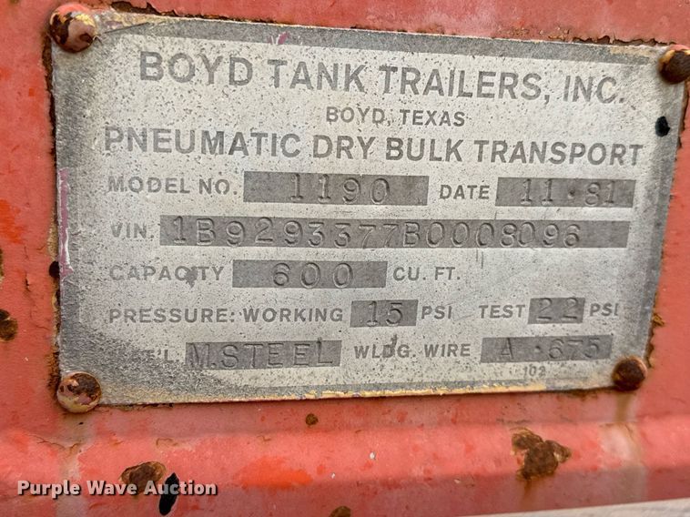 image for item DJ0898 1981 Boyd 1190 pneumatic dry bulk trailer