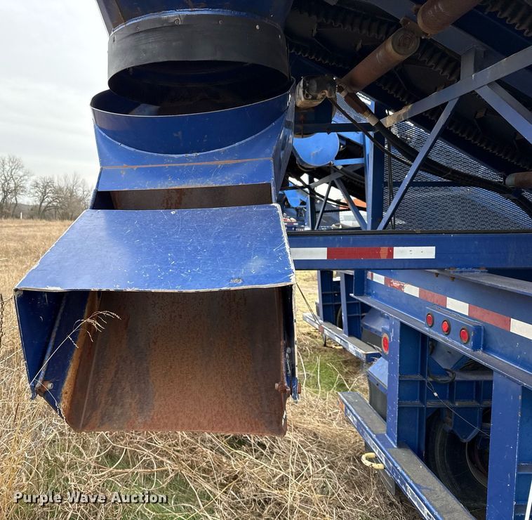 image for item DJ0899 2011 Convey-All conveyor