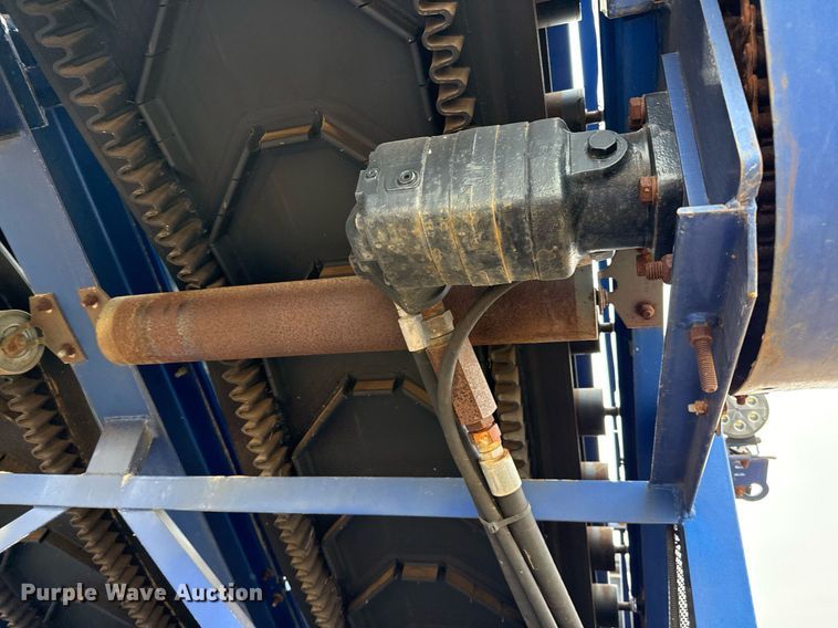 image for item DJ0899 2011 Convey-All conveyor