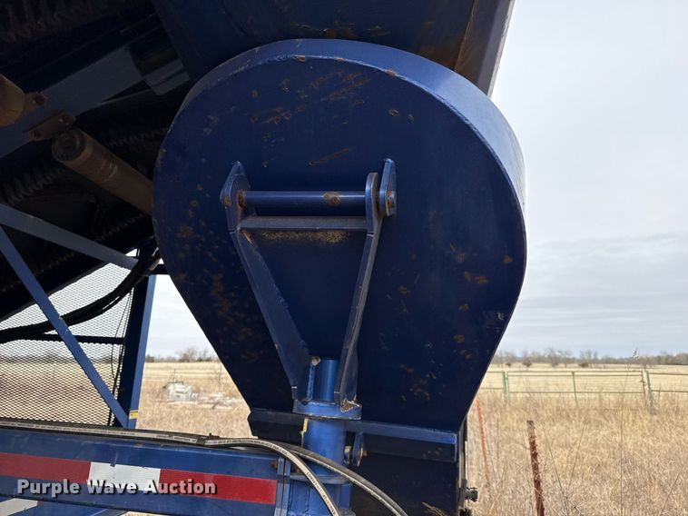 image for item DJ0899 2011 Convey-All conveyor