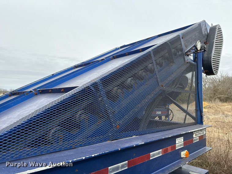 image for item DJ0899 2011 Convey-All conveyor