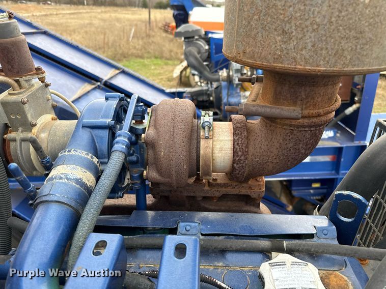 image for item DJ0899 2011 Convey-All conveyor