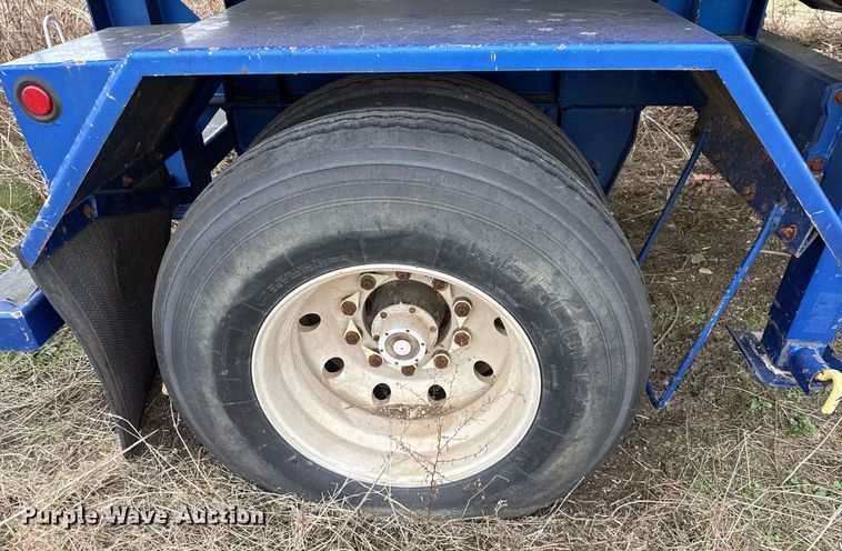 image for item DJ0899 2011 Convey-All conveyor