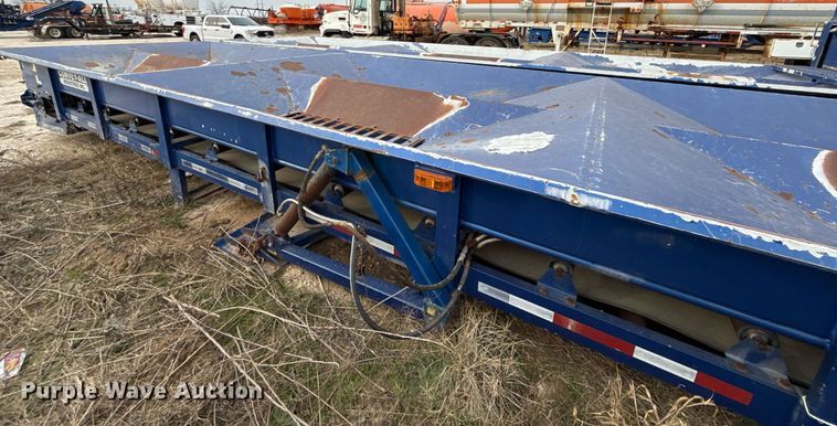 image for item DJ0900 2011 Convey-All 30