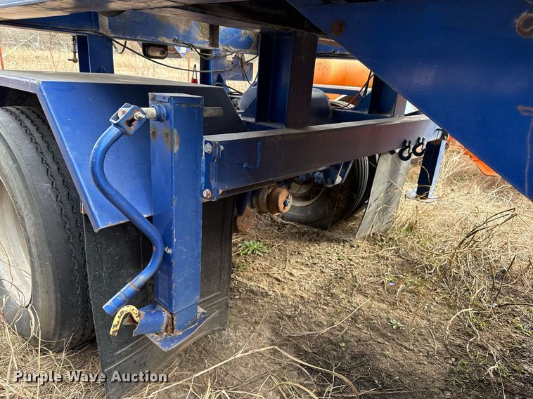 image for item DJ0900 2011 Convey-All 30