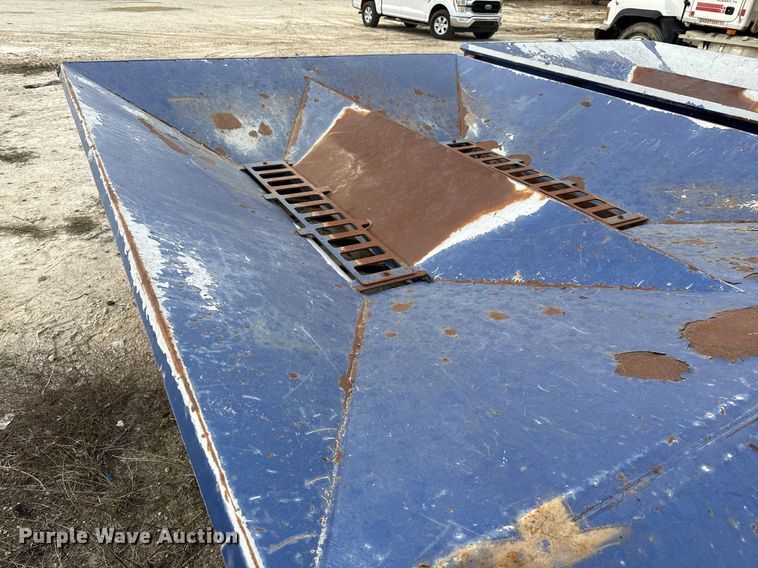 image for item DJ0900 2011 Convey-All 30