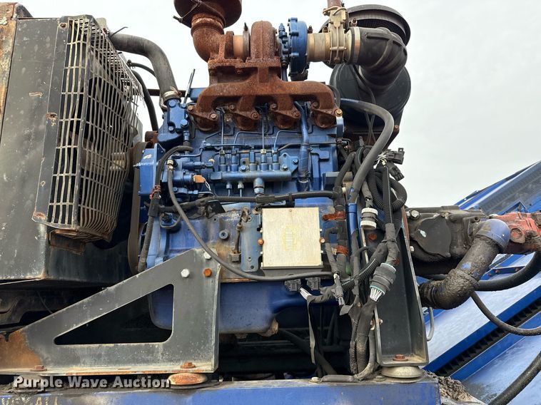 image for item DJ0900 2011 Convey-All 30