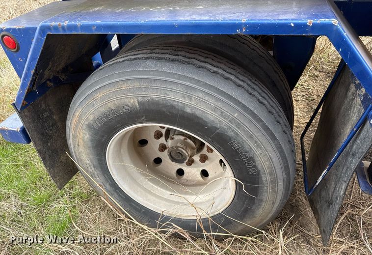 image for item DJ0900 2011 Convey-All 30