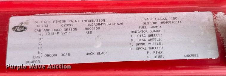 image for item DJ0902 2005 Mack CL733 kill truck