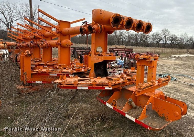 image for item DJ0906 2014 Fortune Homes Corp MTA-42S-12P-3L-001 frac manifold trailer