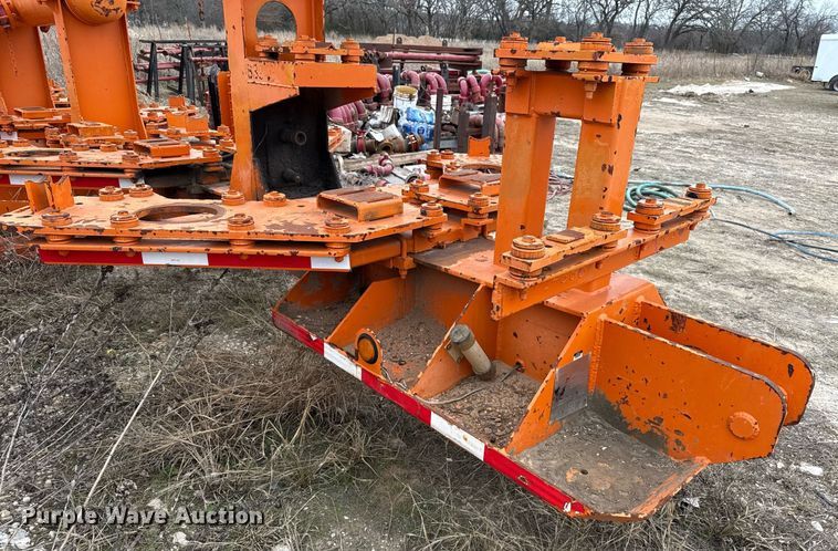 image for item DJ0906 2014 Fortune Homes Corp MTA-42S-12P-3L-001 frac manifold trailer