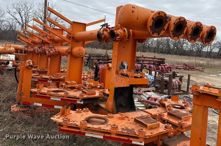 image for item DJ0906 2014 Fortune Homes Corp MTA-42S-12P-3L-001 frac manifold trailer