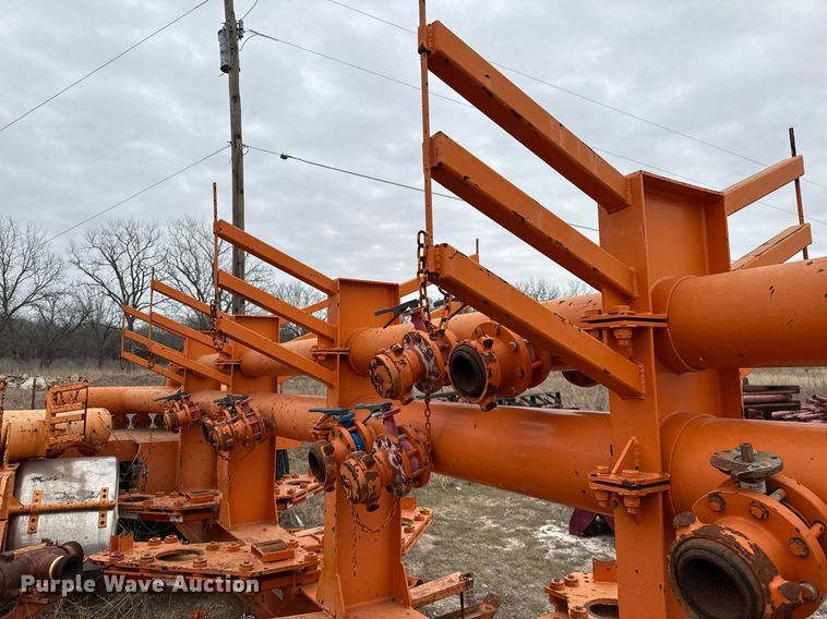 image for item DJ0906 2014 Fortune Homes Corp MTA-42S-12P-3L-001 frac manifold trailer