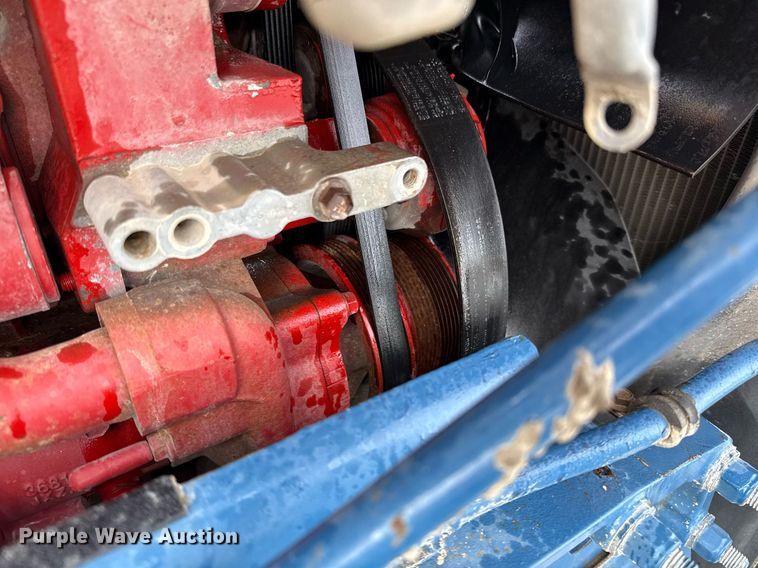 image for item DJ0908 2013 Peterbilt 367 semi truck