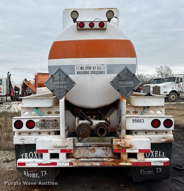 image for item DJ0909 2018 Troxell acid tank trailer