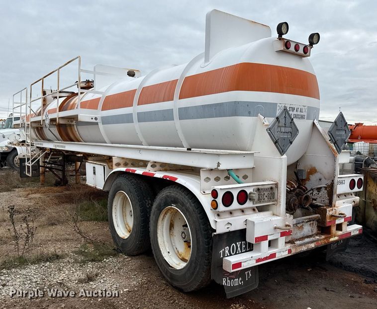 image for item DJ0909 2018 Troxell acid tank trailer