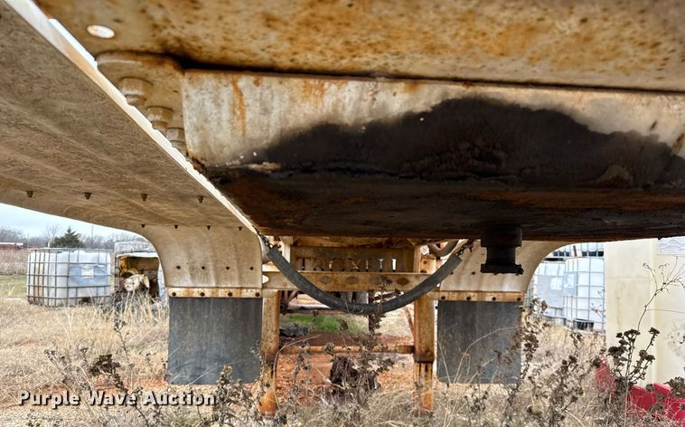 image for item DJ0909 2018 Troxell acid tank trailer