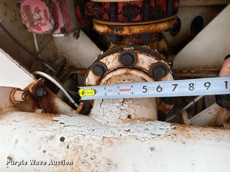 image for item DJ0909 2018 Troxell acid tank trailer