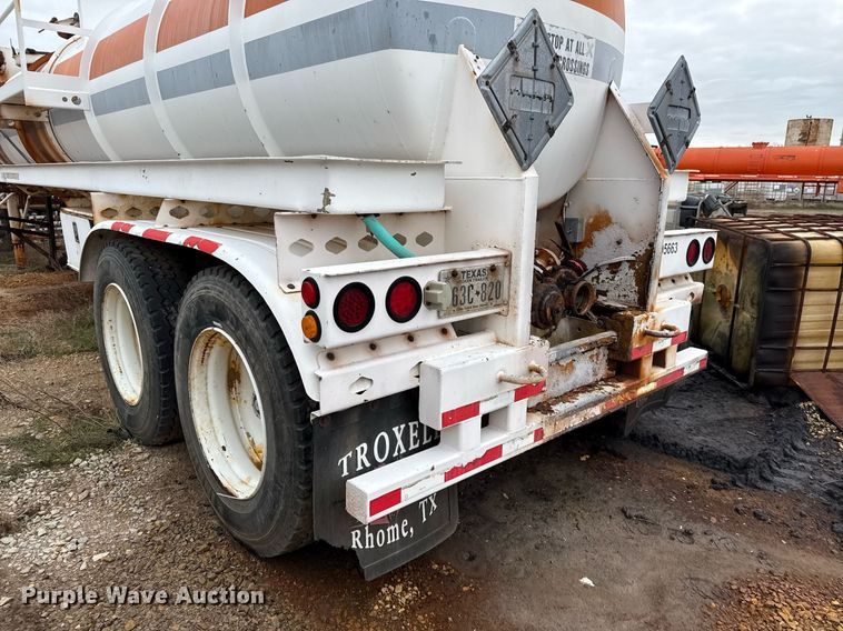 image for item DJ0909 2018 Troxell acid tank trailer