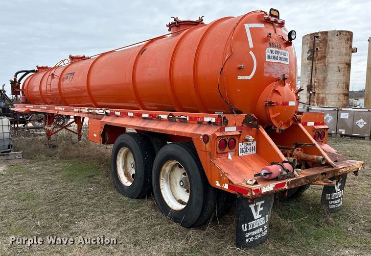 image for item DJ0911 1997 V.E. Enterprises Eagle GEVT-130B vacuum trailer